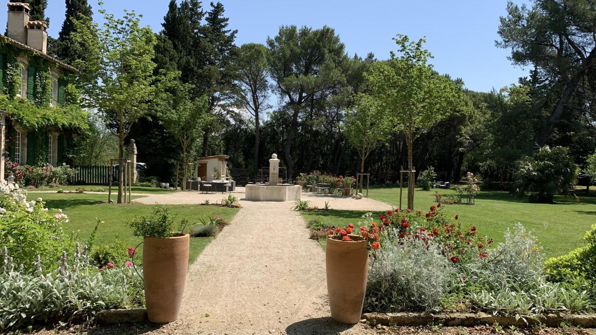 Domaine De Rhodes B&B Avignon Ngoại thất bức ảnh